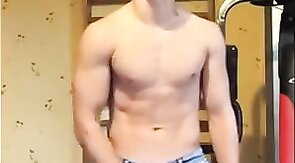 Hunky Amateur Twink Masturbating on Webcam