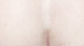 Playing with my new 21cm dildo. Gaping my hairy ass.