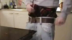 Twink Sagger Shoots a Load on the Table