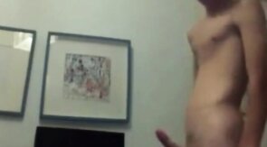 Cute Twink's Sexy Webcam Handjob
