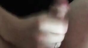 Crossdresser Amateur Se Fait Enculer Et Jouit