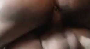 Amateur Fucking in the Car