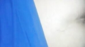 Sexo gay amador atrás do carro