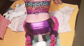 Crossdresser Twink Gapes on Huge Dildo