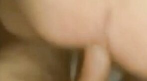 Bareback Amateur Video of a Lebanese Gay Couple in a Hotel