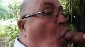 Outdoor Blowjob Tables Turned on Amateurs