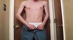 Nerdy Twink's Webcam Show: Big Cock Reveal