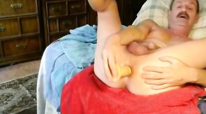 Amateur Bear's Big Cock Assplay Fun