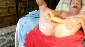 Amateur Bear's Big Cock Assplay Fun