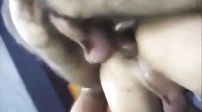 Peludo Coroa Comendo Novinho - Bareback Amateur