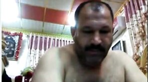 Bear Masturbating: Mature Arab Edition