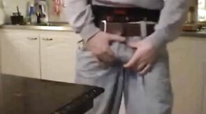 Twink Sagger Shoots a Load on the Table