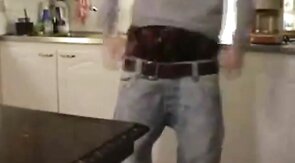 Twink Sagger Shoots a Load on the Table