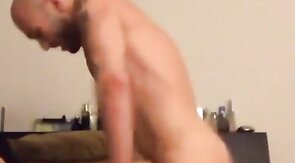 Amateur Bareback Daddy Gets Bred Hard