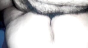 Se vienen en mi culo - Bareback Amateur Bear