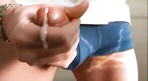 Big Cocks and Cum: Hot Amateur Guys Masturbating