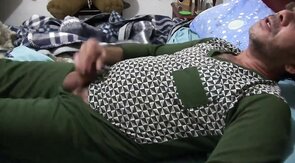 Big-Cock Daddy Plays Alone in Bed