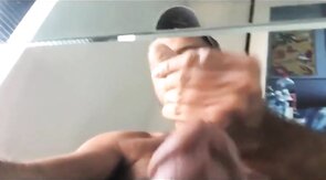 Muscular Amateur Man Masturbates and Cums