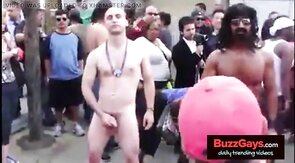 Public Masturbators: Outdoor Hunk Action
