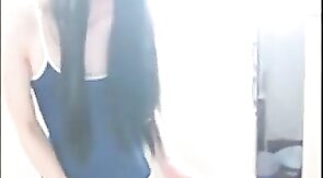 Asian Crossdresser Cums on His Toy