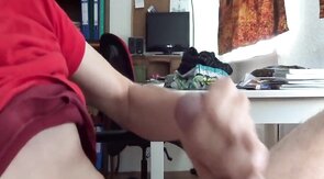 Skinny Twink Cums Hard