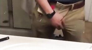 Beau Mec: Big Cock Muscle Stud on Cam