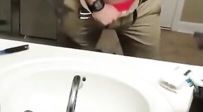 Beau Mec: Big Cock Muscle Stud on Cam