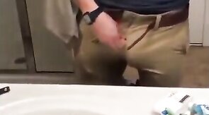 Beau Mec: Big Cock Muscle Stud on Cam