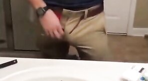 Beau Mec: Big Cock Muscle Stud on Cam