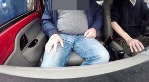 Pipe en Voiture: Branlette en Plein Air