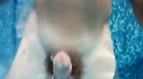 23 Massive Squirts: Amateur Underwater Adventure