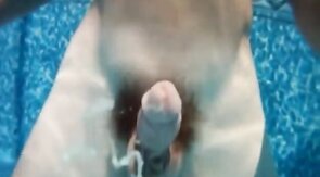 23 Massive Squirts: Amateur Underwater Adventure