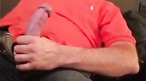 Big-Cock Daddy Strokes to Porn
