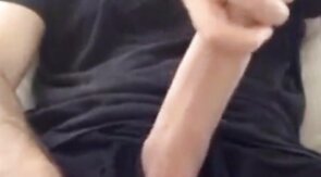 Muscular amateur strokes his big hard cock with a thick bellend