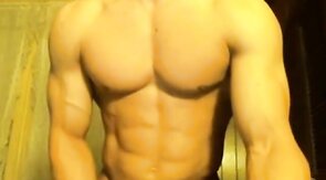 Muscle Men Showing Off - Big Cocks on Cam