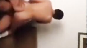 Cojiendo con mi amigo negro - Bareback Amateur