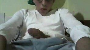 Big-Cock Twink Amateur Masturbating on Webcam