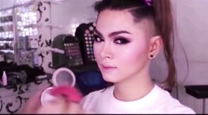 Asian Princess: Emo Crossdresser's Vintage Webcam Show