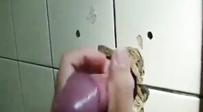 A Proper Glory Hole: Amateur Fun