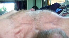 Mon gros pénis et mes pieds