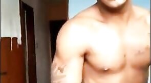 Muscular Latin Amateur Tops Perfectly