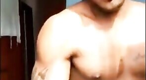 Muscular Latin Amateur Tops Perfectly