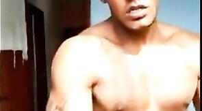 Muscular Latin Amateur Tops Perfectly