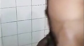 Big-Cock Sri Lankan Hotel Guy Masturbating