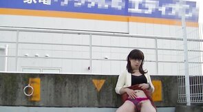 Outdoor Flashing with Japanese Crossdresser