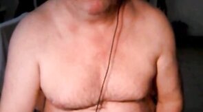 Mature Argentinian Bear Wanks and Cums