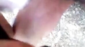 Je suce une grosse bite - partouze gay en plein air avec un ours amateur