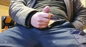 Big-Cocked Daddy Jerks Off at Work - Amateur Solo Video