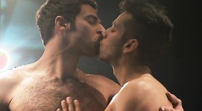 Sweet boyfriend hunk gives a perfect blowjob