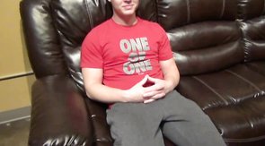 Hot muscled pal blows a big boner in the close-up